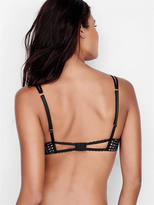 Daniela Braga in lingerie