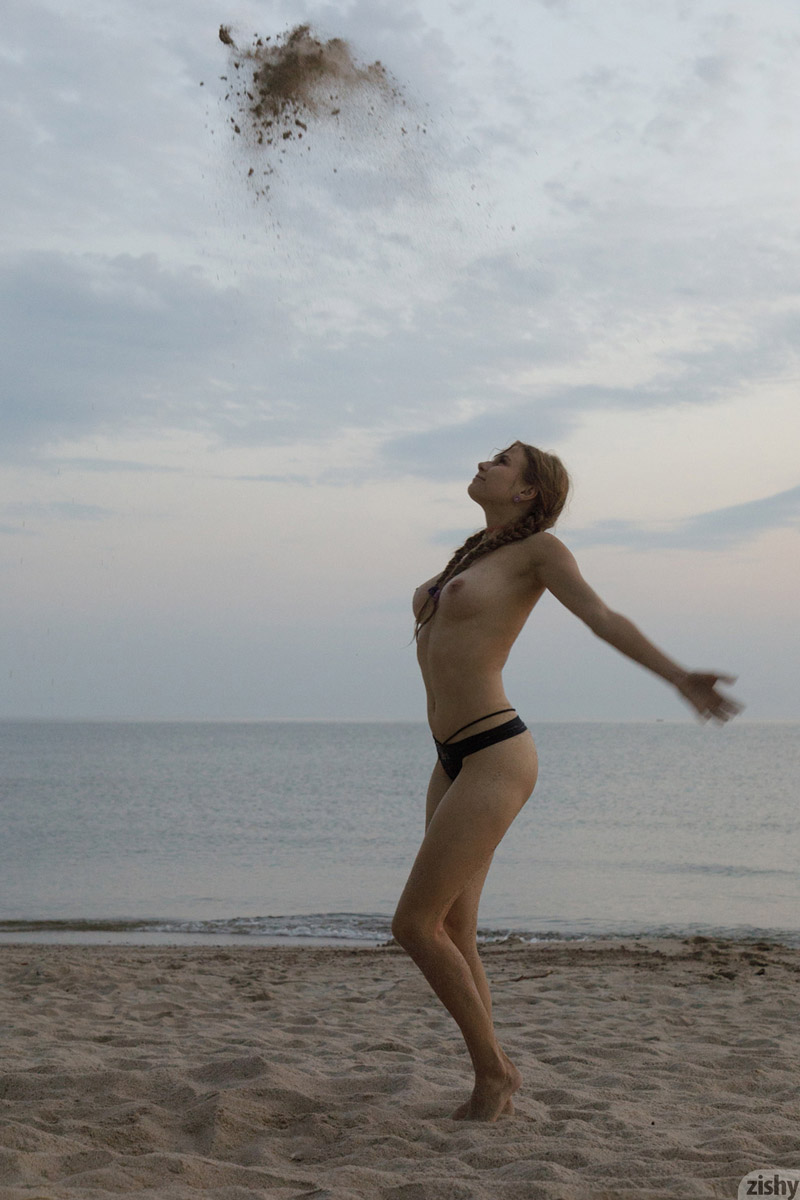 Ulyana Fun in the Sand