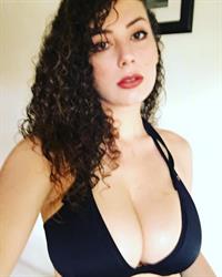 Leila Lowfire taking a selfie
