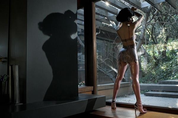 Eva Mendes in lingerie - ass