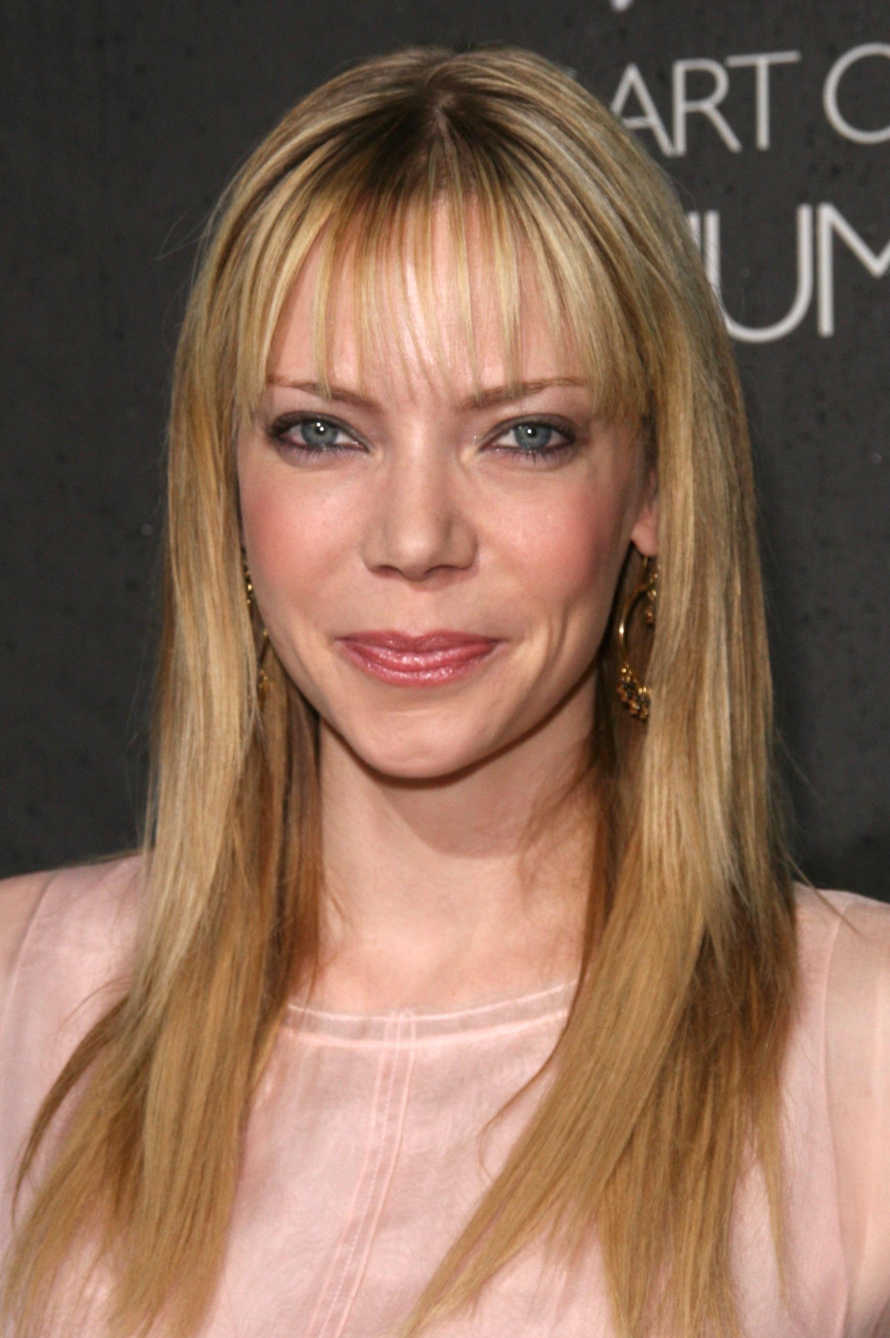 Riki Lindhome Pictures