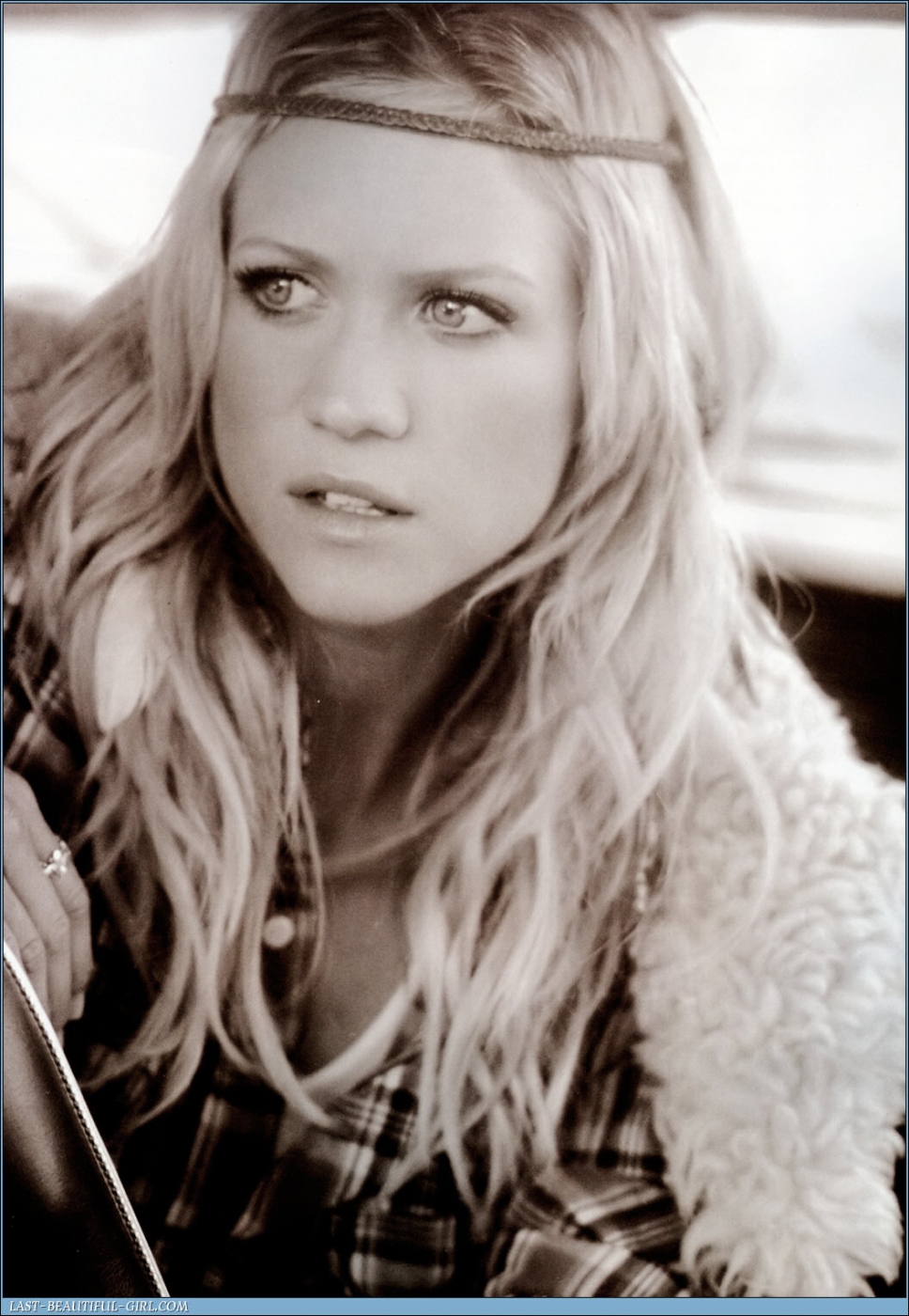 Brittany Snow