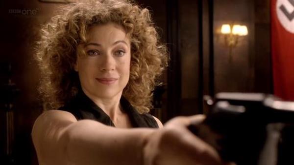 Alex Kingston