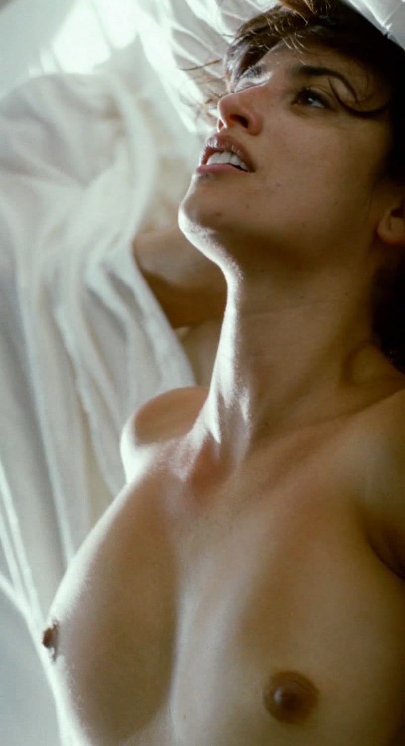 Nude pics cruz penelope Penelope Cruz