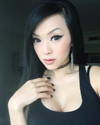 Linda Le taking a selfie