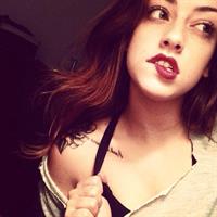 Anna Clendening taking a selfie