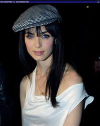 Mia Kirshner