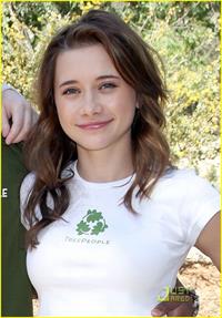 Olesya Rulin
