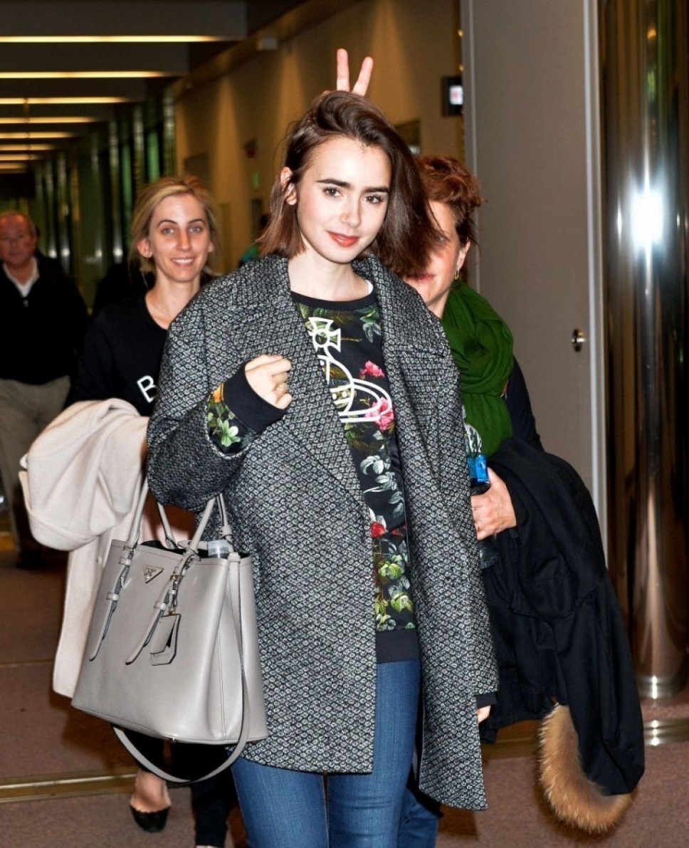 Lily Collins