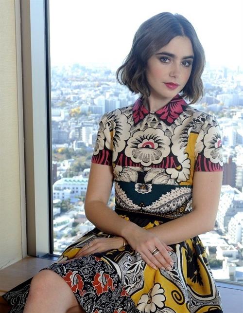 Lily Collins