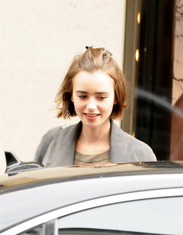 Lily Collins