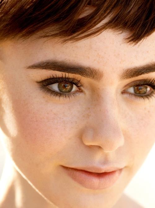 Lily Collins