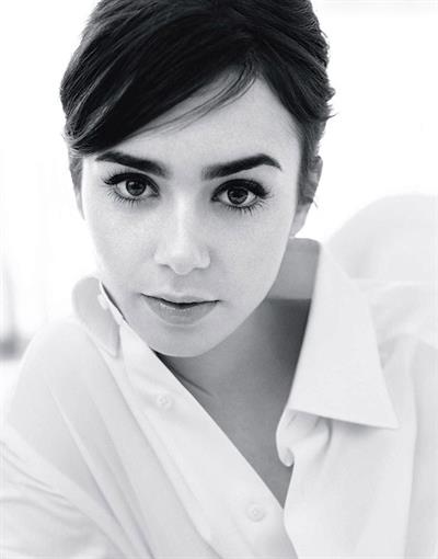 Lily Collins