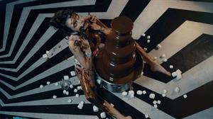 Bella Thorne Pictures Pictures from Bella Thorne's Thorne By Bella shop. November 2018