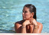 Rebekah Vardy in a bikini in the pool in Portugal on 08/29/2018