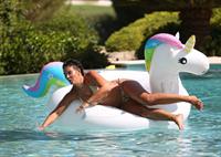 Rebekah Vardy in a bikini in the pool in Portugal on 08/29/2018