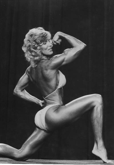 Georgia Fudge in a bikini