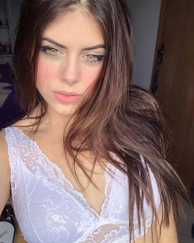 Ingrid Germanno taking a selfie