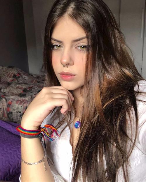 Ingrid Germanno taking a selfie