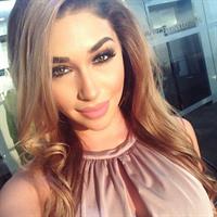 Chantel Jeffries taking a selfie