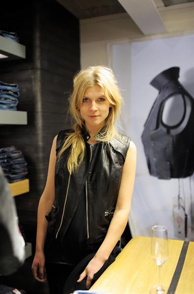 Clemence Poesy