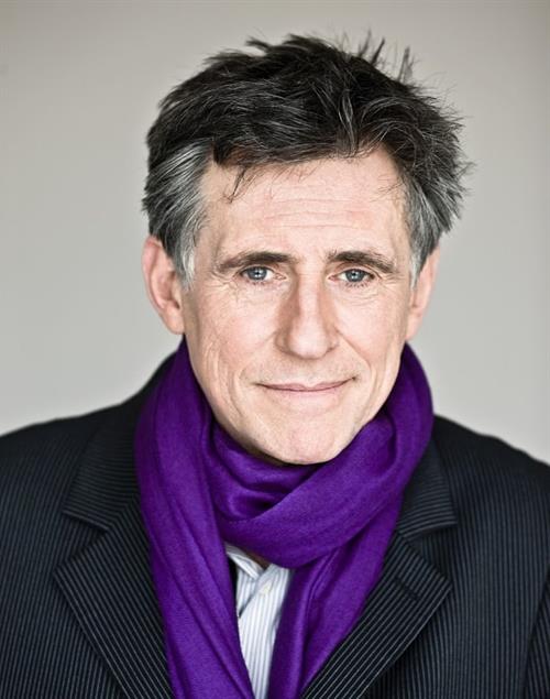 Gabriel Byrne
