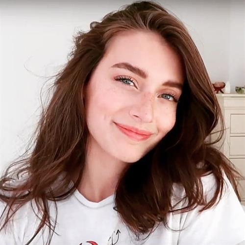 Jessica Clements