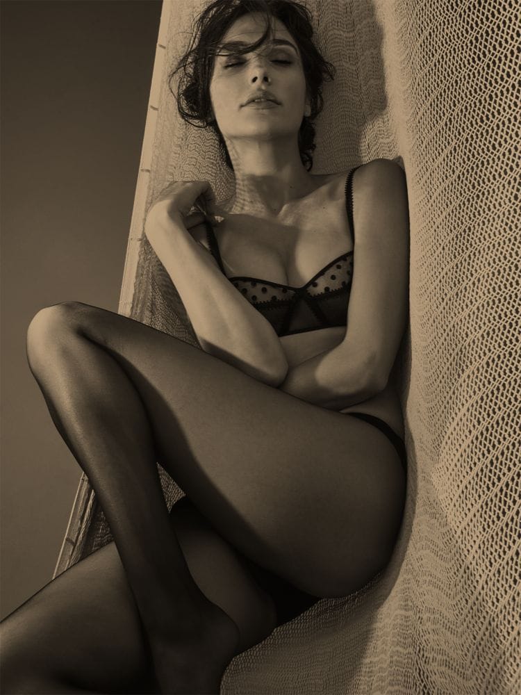 Gal Gadot in lingerie