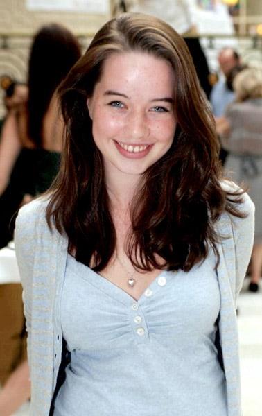 Anna Popplewell
