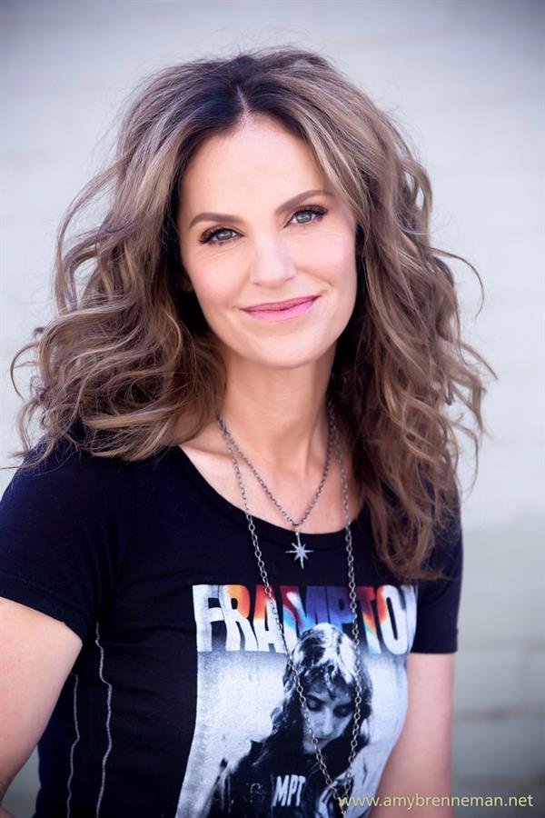 Amy Brenneman