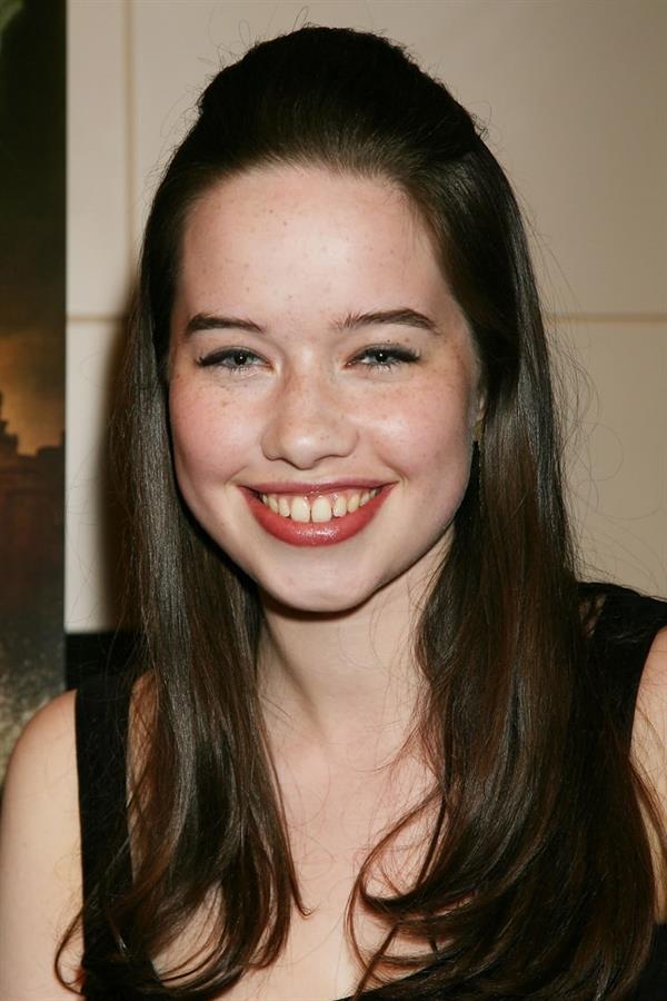 Anna Popplewell