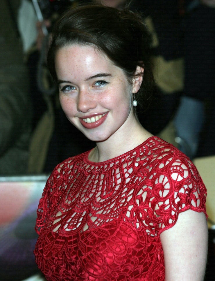 anna-popplewell