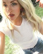 Shea Marie taking a selfie