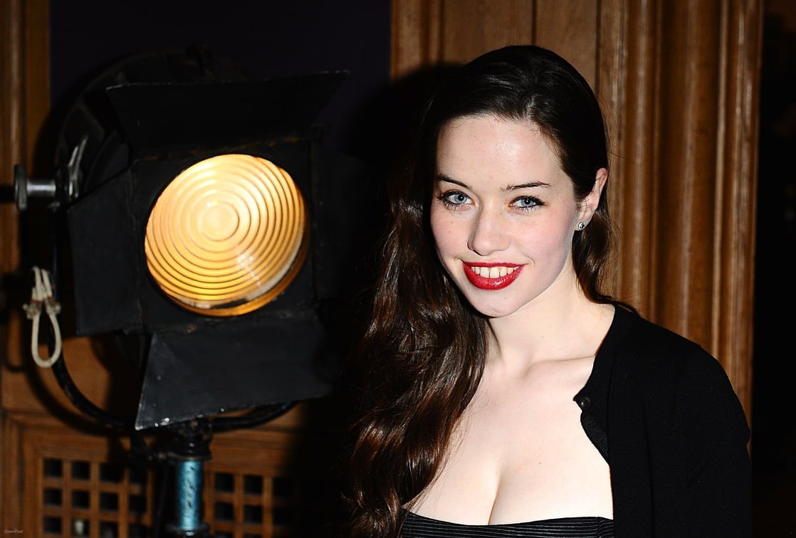 anna-popplewell