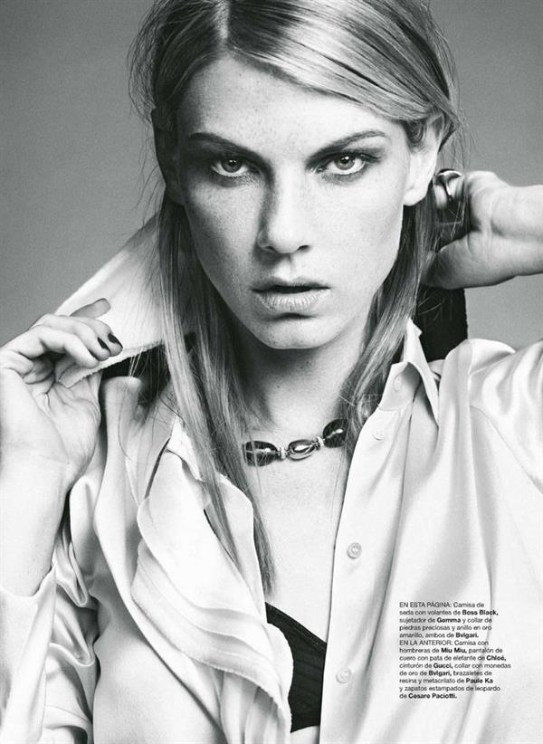 Angela Lindvall