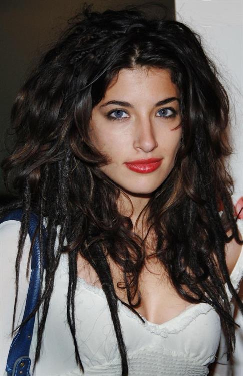 Tania Raymonde
