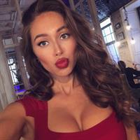 Mirgaeva Galinka taking a selfie