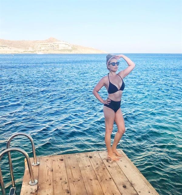 Lauren Sivan in a bikini