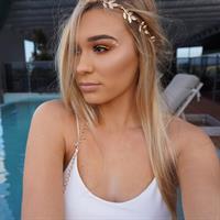 Shani Grimmond taking a selfie