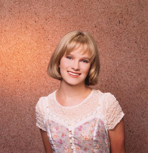 Nicholle Tom