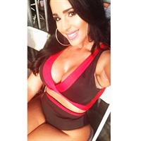 Stephanie Acevedo taking a selfie