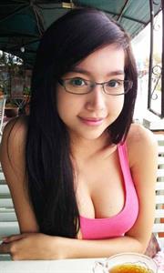 Elly Tran Ha