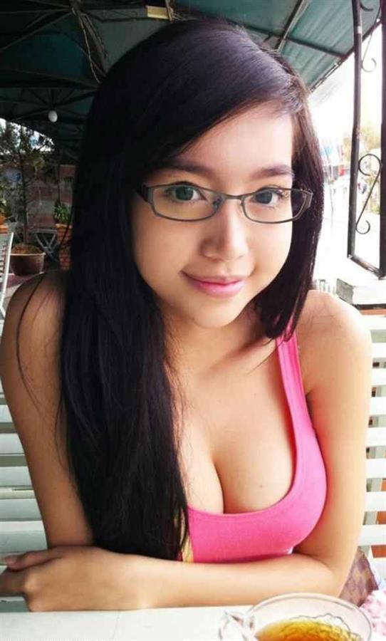 Elly Tran Ha