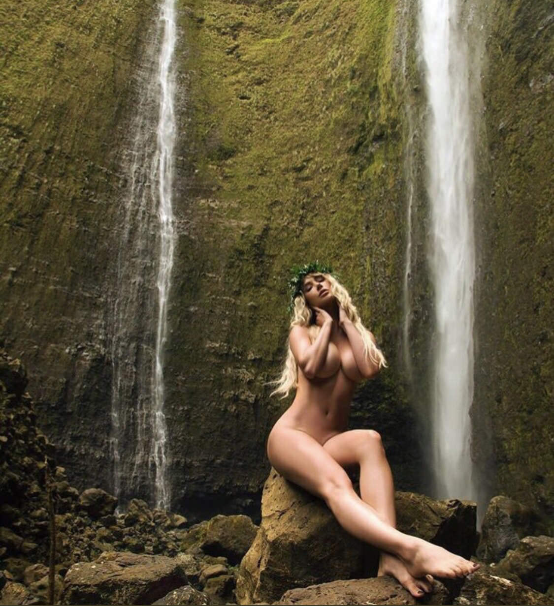 Sara Jean Underwood Nude Pictures. Rating = 9.59/10