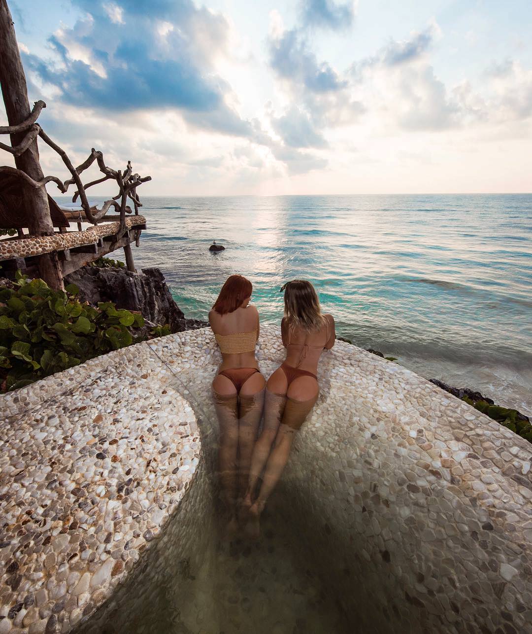 Sara Jean Underwood in a bikini - ass