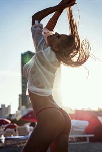 Leanna Bartlett - ass