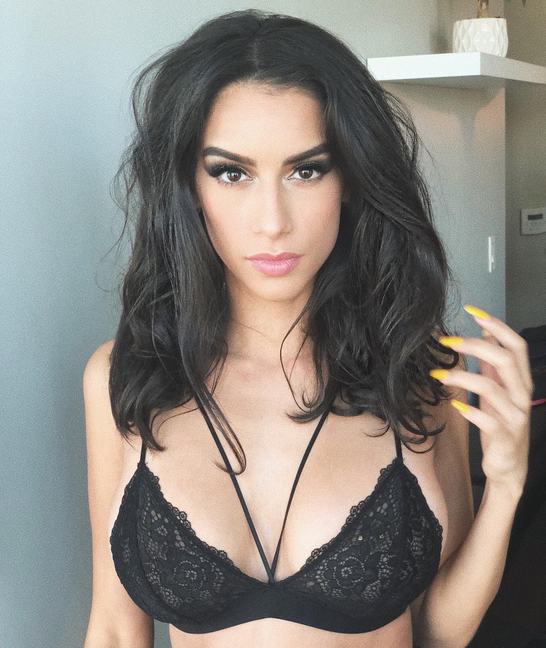 Olivia Rae in lingerie