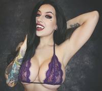 Cubbi Thompson in lingerie