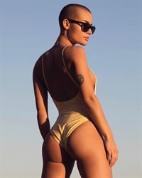 Vendela Lindblom in a bikini - ass