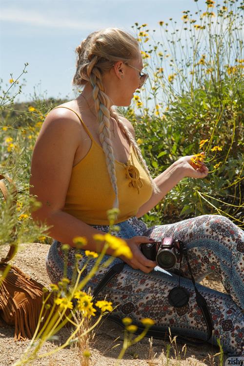 Harley Woodburn Pictures Harley Woodburn in Sunny California